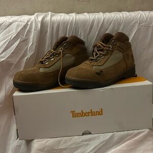 Field Boot L/F Medium Brown NUBUCK